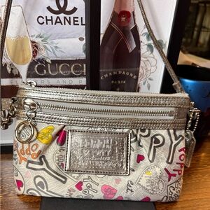 Coach Poppy Graffiti Print Crossbody / Wristlet Bag – Silver & Multicolor